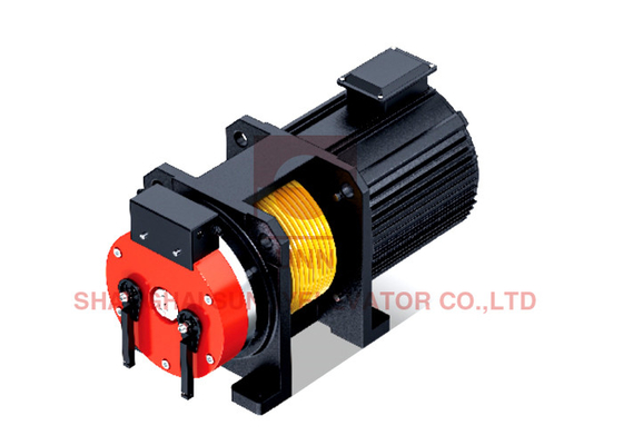 450 - 1350kg Gearless Traction Machine With 2:1 Roping IP41 16 Poles And DC110v Brake Vol